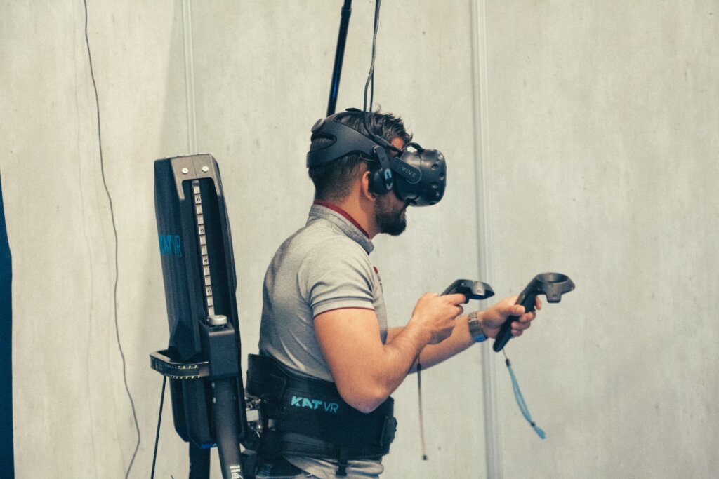 Industri gaming berkontribusi besar dalam penggunaan VR