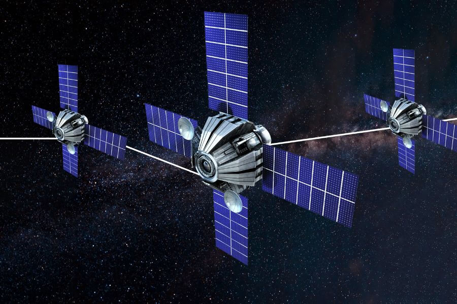 penggunaan satelit blockchain di luar angkasa
